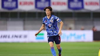 Ko Itakura, hier bei einem Länderspiel mit der japanischen Nationalmannschaft gegen Ghana am 10 Juni 2022, soll bei Borussia Mönchengladbach im Gespräch sein.
