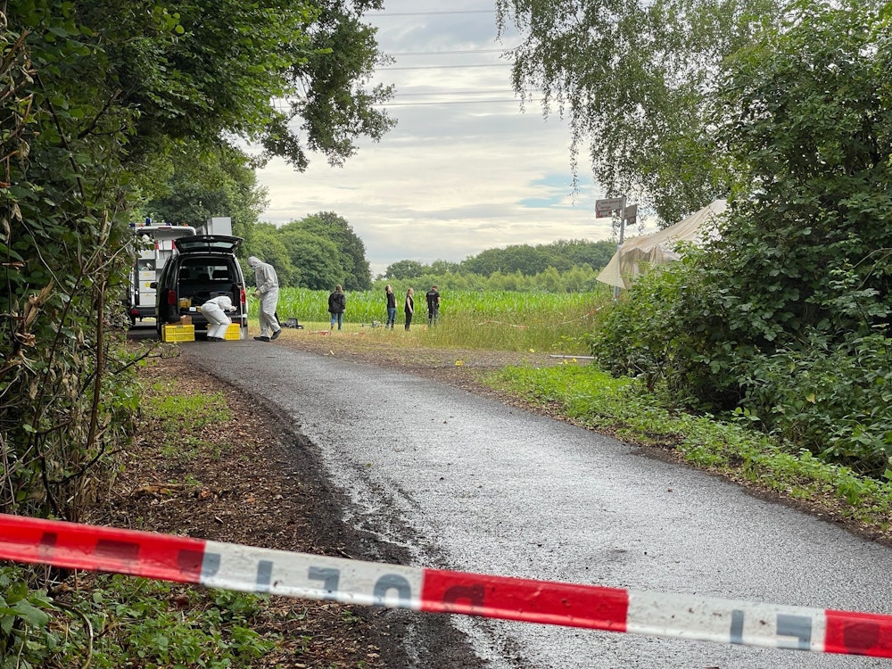 24.06.2022, Nordrhein-Westfalen, Hamm: In einem Naturschutzgebiet bei Hamm ist am Freitagmorgen die Leiche einer Frau gefunden worden.