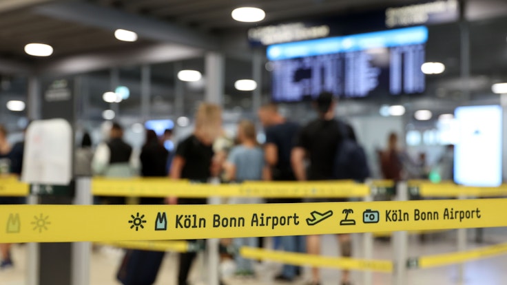 Ein Checkin am Flughafen Köln/Bonn am 26. Juni 2022.