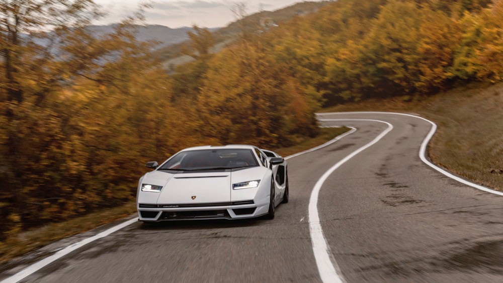 Lamborghini legt den Countach neu auf