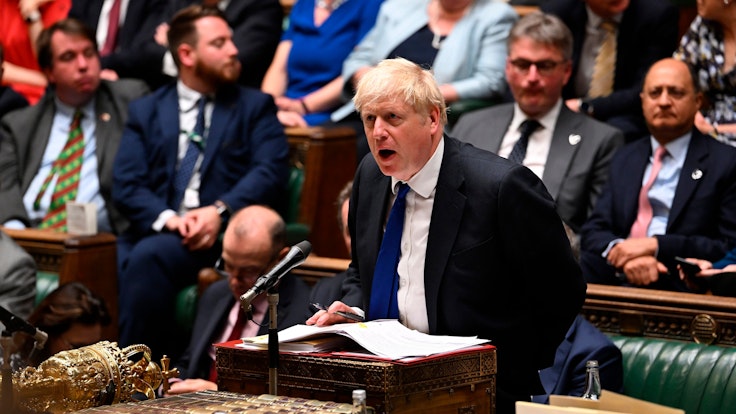 Boris Johnson am 6. Juli 2022 im britischen Unterhaus bei der wöchentlichen Fragestunde.
