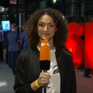 Maral Bazargani bei einer ZDF-Schalte am 29. September 2021.