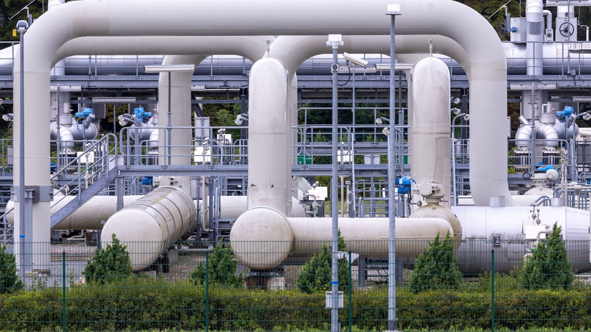 Die Ostsee-Pipeline Nord Stream 1, durch die seit 2011 russisches Erdgas nach Deutschland fließt, wird wegen planungsmäßiger Wartungsarbeiten am 11.07.2022 für etwa zehn Tage abgeschaltet.