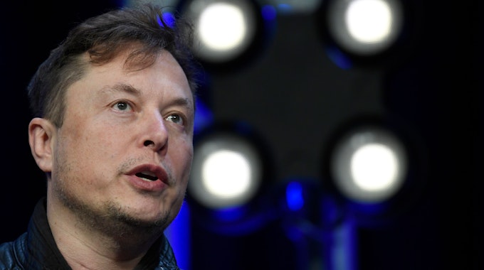 Elon Musk, CEO von Tesla und SpaceX, spricht auf der SATELLITE-Konferenz und -Ausstellung in Washington.