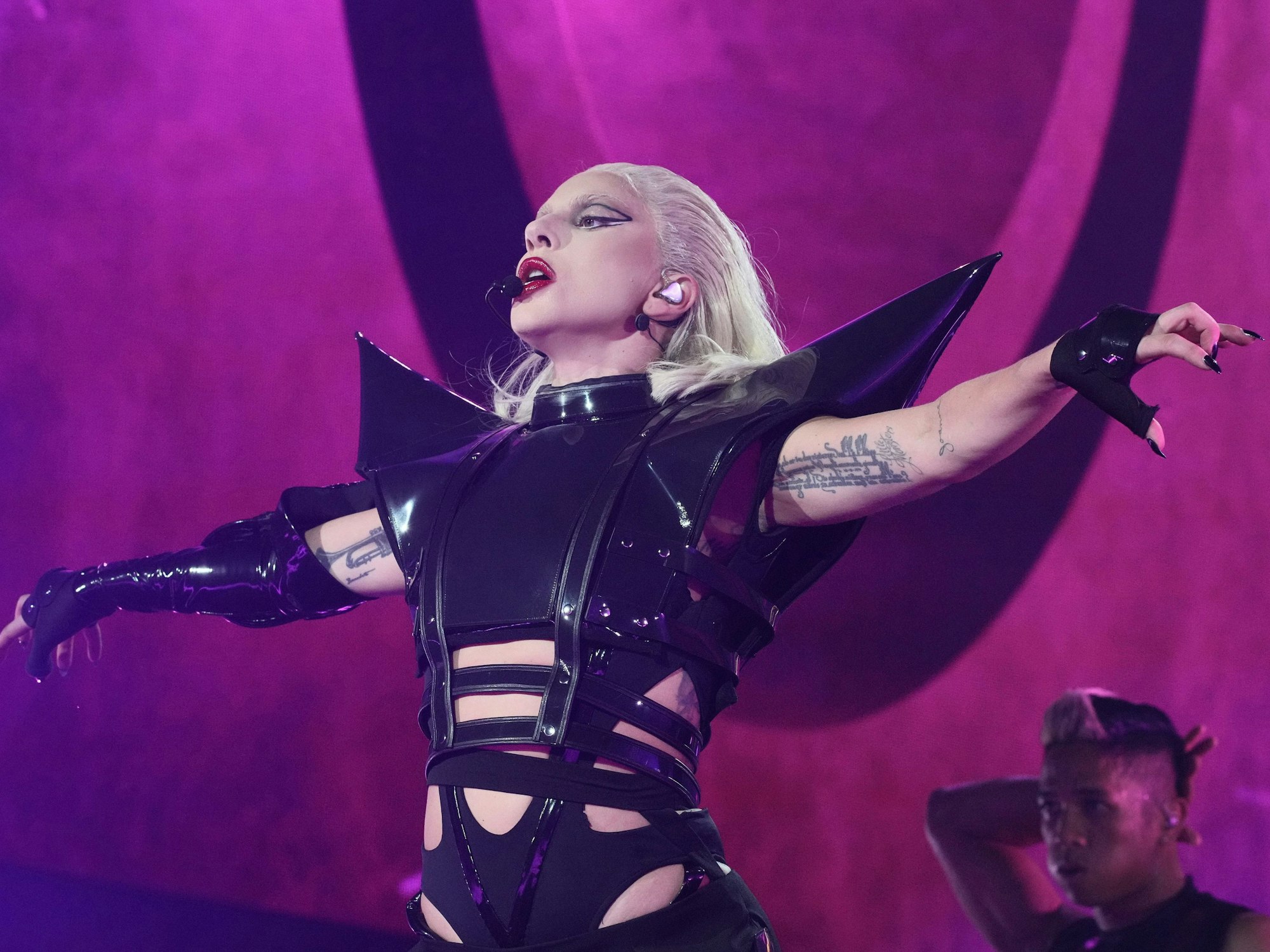 Lady Gaga performt zum Auftakt ihrer Welttournee «The Chromatica Ball».