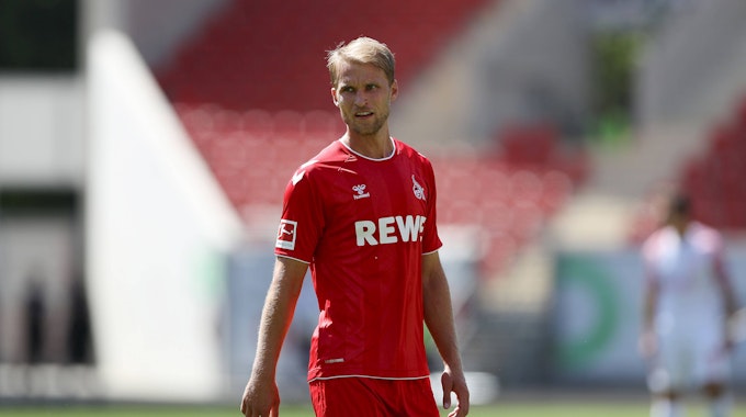 Sebastian Andersson, hier beim Testspiel in Offenbach am 17. Juli 2022, hat beim 1. FC Köln viel Sturm-Konkurrenz.