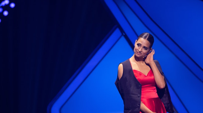 Amira Pocher, Moderatorin, steht in der RTL-Tanzshow «Let's Dance» im Coloneum.&nbsp;