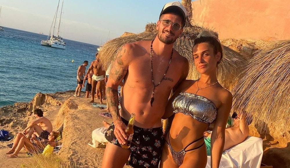 Der argentinische Fußball-Nationalspieler Rodrigo de Paul auf einem gemeinsamen Pärchen-Foto mit seiner Ex-Frau Camila Homs, das sie am 14. Februar 2021 bei Instagram gepostet hatte.