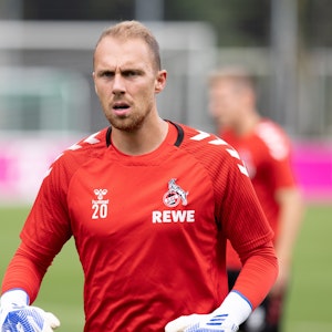 Marvin Schwäbe im Training des 1. FC Köln.