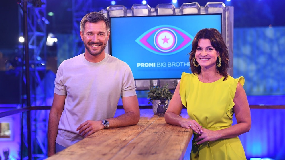 Die Moderatoren Jochen Schropp und Marlene Lufen starten erst Ende des Jahres in die neue Staffel von „Promi Big Brother“.