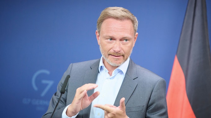 Bundesfinanzminister Christian Lindner am 27. Juli 2022 auf einer Pressekonferenz in Berlin