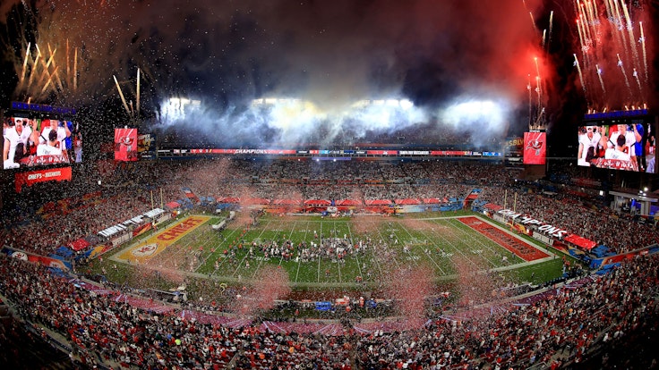 Feuerwerk beim Super Bowl 2021 in Tampa Bay.