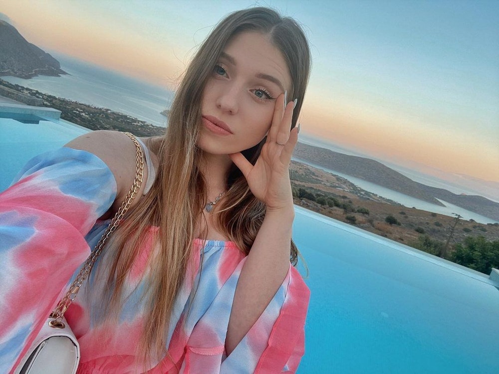 Influencerin Bianca Claßen, hier auf einem Instagram-Selfie vom August 2020, trifft nach der Trennung von Julian eine endgültige Entscheidung.