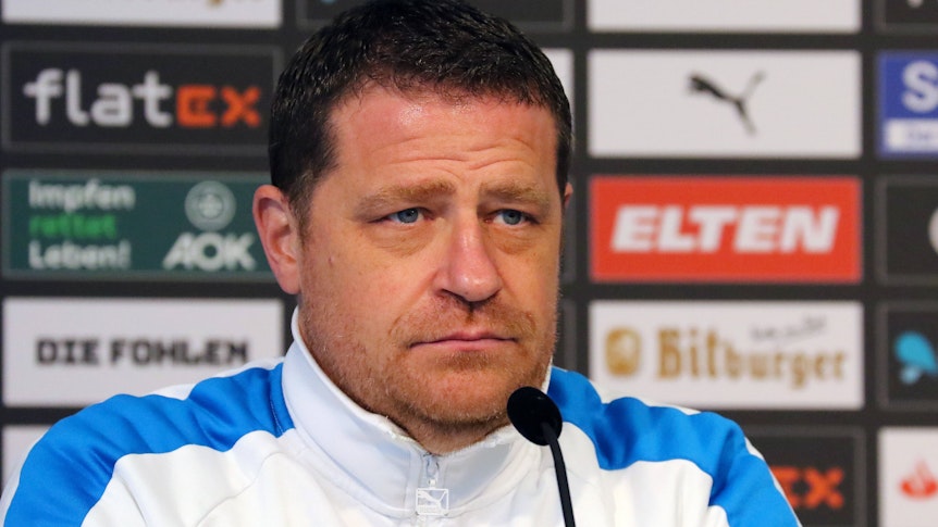 Max Eberl, hier bei einer Pressekonferenz am 13. Januar 2022, war seit 2008 Sportdirektor bei Borussia Mönchengladbach. Im Januar 2022 trat er überraschend mit sofortiger Wirkung zurück.