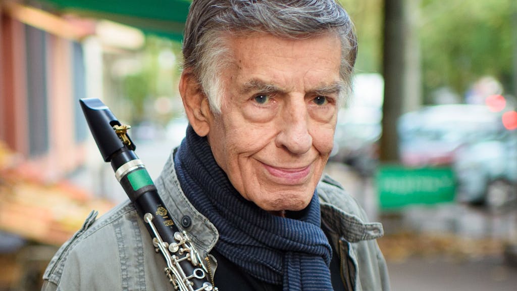 Jazzmusiker Rolf Kühn ist im Alter von 92 Jahren gestorben. Dieses Foto zeigt den Musiker 2019 in Berlin.