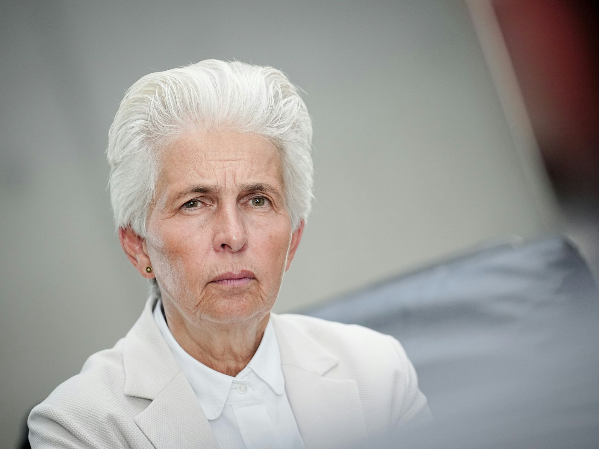 Marie-Agnes Strack-Zimmermann (FDP), Vorsitzende des Verteidigungsausschusses (hier am 3. August in Berlin) fordert mehr Opferbereitschaft von den Deutschen.
