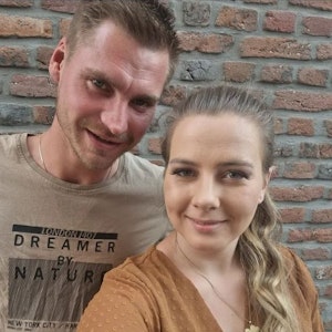 Das Selfie zeigt Sarafina Wollny und ihren Mann Peter Wollny.