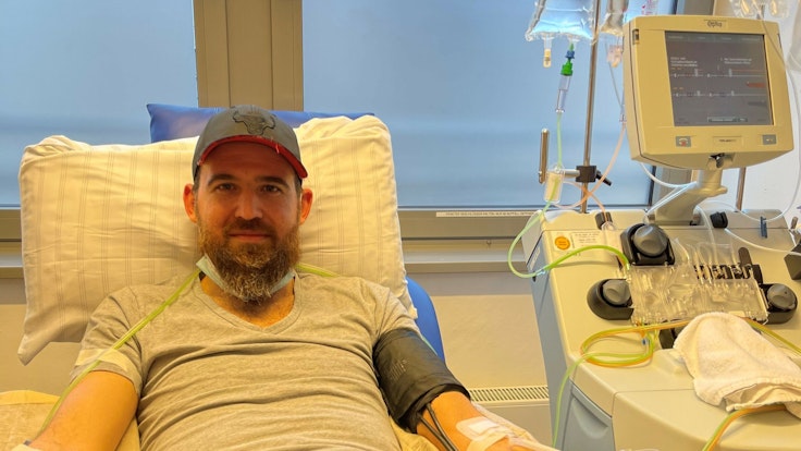 Durdu Varol liegt nach seiner Stammzellenspende in der Uniklinik Köln.