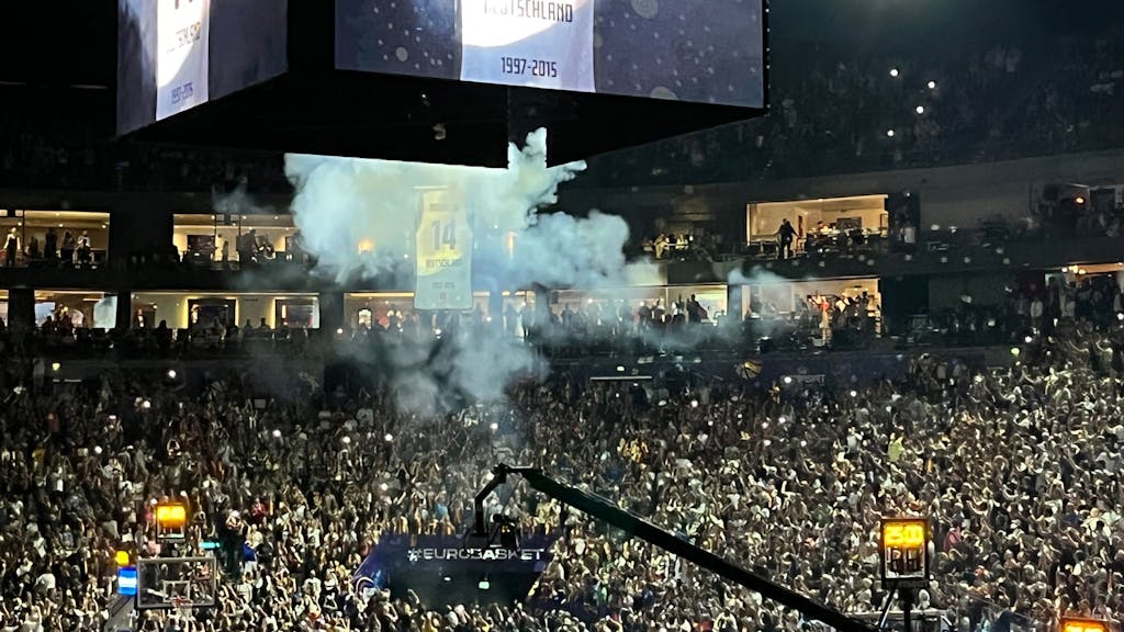 EM-Auftakt in der Lanxess-Arena mit Retirement-Zeremonie für Dirk Nowitzki.
