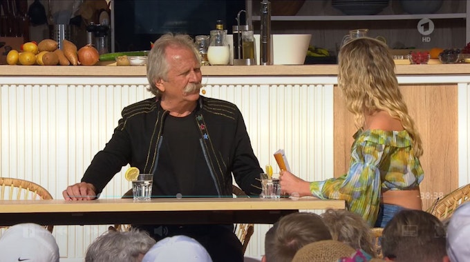 Henning Krautmacher und Anna-Carina Woitschack am 4. September 2022 in der ARD-Show „Immer wieder sonntags“