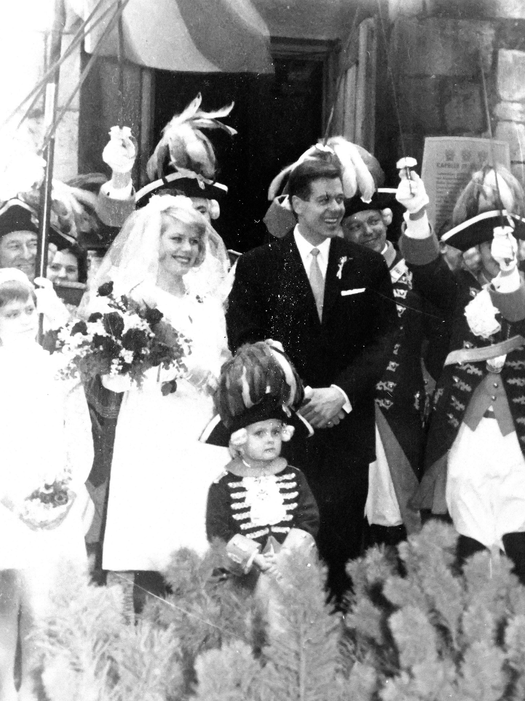 Ein altes Hochzeitsfoto von Wilma und Walter Schiefer.