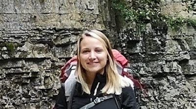 Das Fahndungsfoto der Polizei zeigt Scarlett S. aus Bad Lippspringe. Das Schicksal der seit zwei Jahren im Schwarzwald vermissten 26-jährigen Scarlett S. aus Bad Lippspringe (Nordrhein-Westfalen) ist weiter ungewiss.