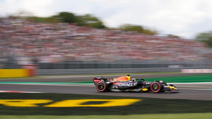 Max Verstappen dreht seine Runden in Monza.
