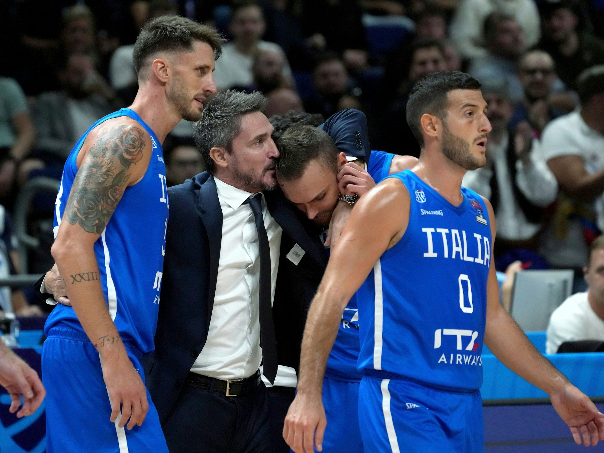 Gianmarco Pozzecco mit seinen Spielern bei der Basketball-EM.