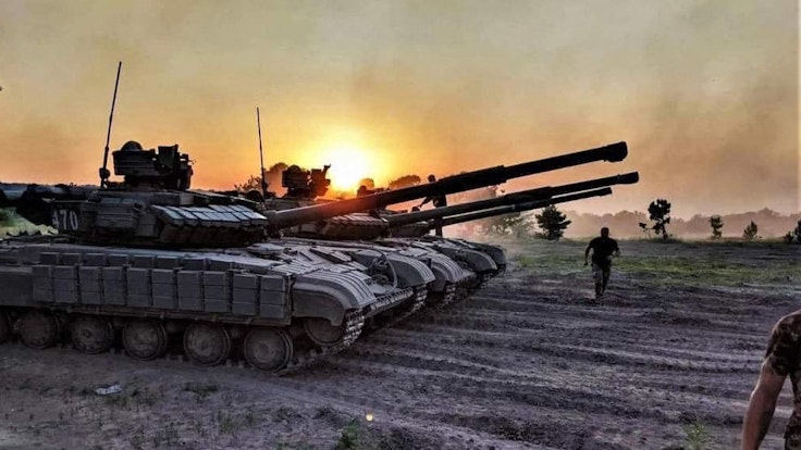 Dieses vom ukrainischen Verteidigungsministerium am 12. September 2022 veröffentlichte Bild zeigt eine Panzerkolonne der ukrainischen Armee während einer Gegenoffensive. Wo das Bild genau entstanden ist, ist unklar.