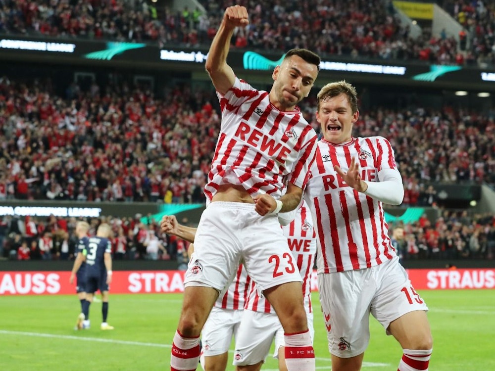 Sargis Adamyan festeggia il suo gol per l'1. FC Köln contro l'1. FC Slovacko.
