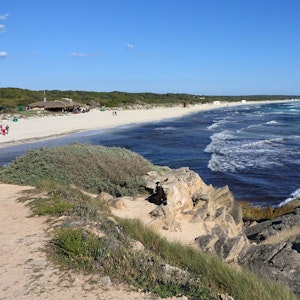Der Strand Es Trenc, aufgenommen am 02. Mai 2016 bei Ses Salines auf Mallorca.