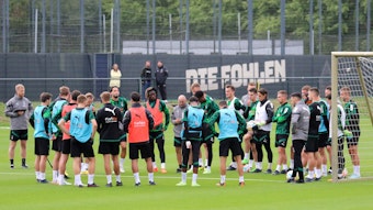 Die Mannschaft von Borussia Mönchengladbach beim Training im Borussia-Park am 14. September 2022.