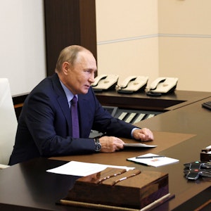 Russlands Präsident Wladimir Putin bei einer Videokonferenz im Kreml am 19. September.