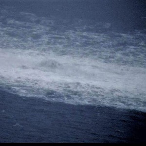 Dieses Foto der schwedischen Küstenwache zeigt die aufgewühlte Ostsee durch das durch Lecks in den Nord-Stream-Pipelines aufsteigende Gas.