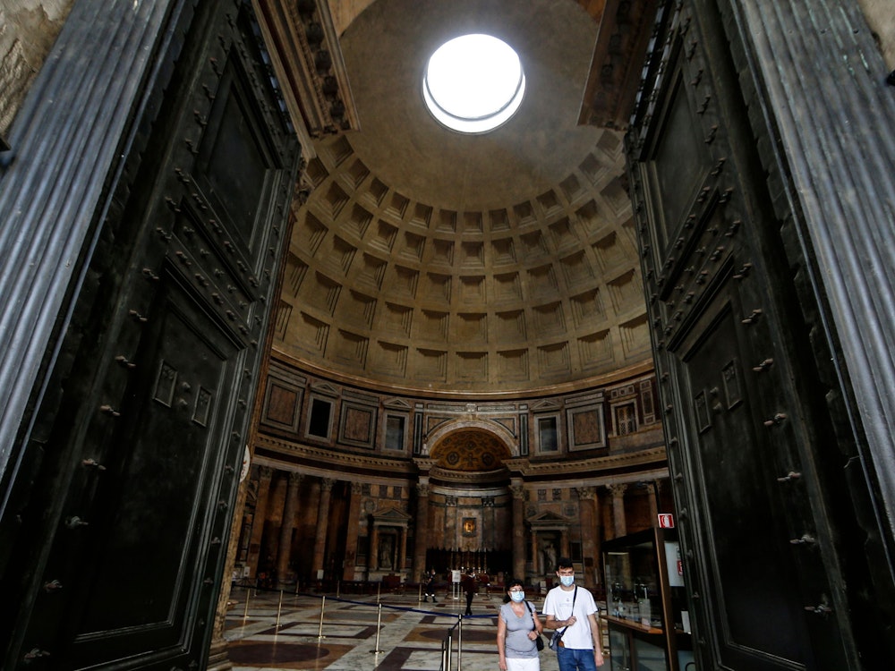 Die Kuppel des Parthenons in Rom war lange Zeit die größte ihrer Art. Auf diesem Bild vom 09. Juni 2020 sieht man gut den runden Lichteinlass an ihrem Scheitelpunkt.