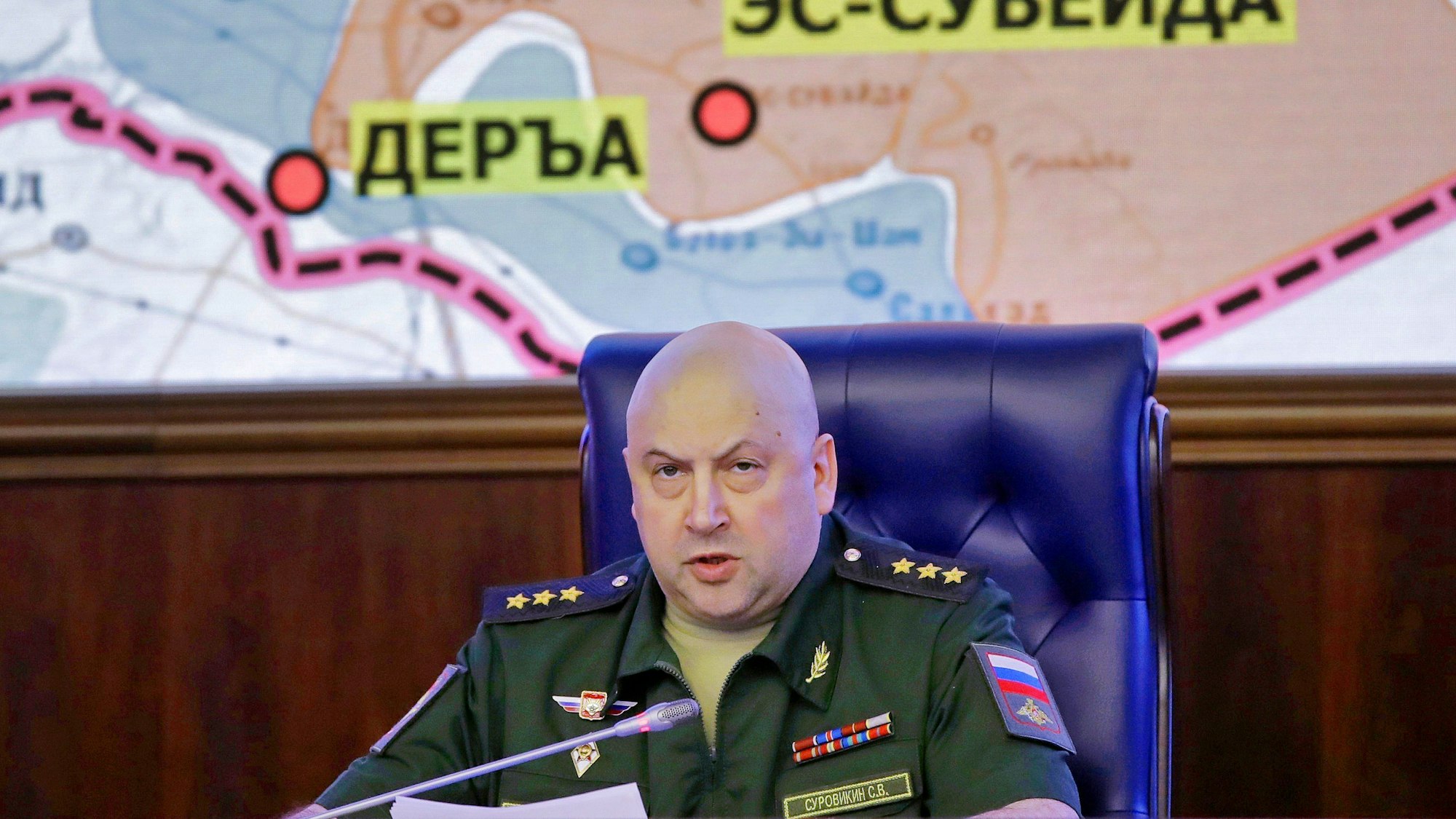 Der russische Kommandeur Sergej Surowikin, hier auf einem Foto aus dem Jahr 2017, soll nach zahlreichen Niederlagen die russischen Truppen anführen.