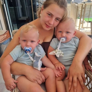 Instagram-Selfie von Sarafina Wollny und ihren beiden Jungs Emory und Casey vom 5. August 2022.
