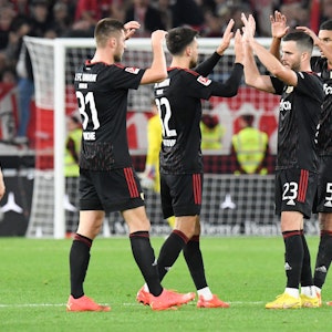 Die Spieler von Union Berlin jubeln nach dem Sieg beim VfB Stuttgart