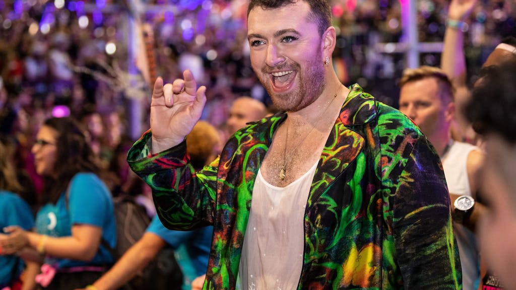 Sam Smith, Sänger aus Großbritannien, nimmt an der Parade des 42. Sydney Gay and Lesbian Mardi Gras teil.