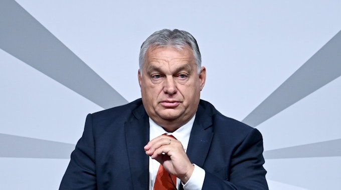 Ungarns Ministerpräsident Viktor Orbán spricht am 11. Oktober 2022 in Berlin