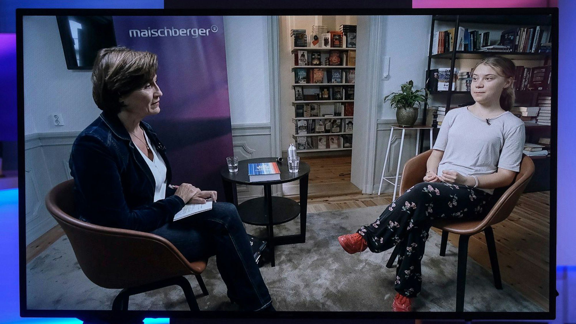 Sandra Maischberger (l.) mit Greta Thunberg beim ARD-Interview.