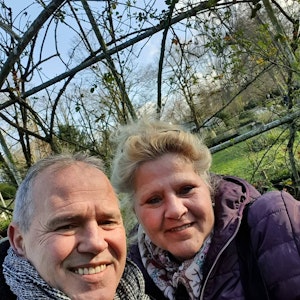Harald Elsenbast und Silvia Wollny auf einem Instagram-Foto vom Februar 2020 in der Natur.