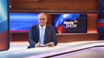 Satiriker Oliver Welke im Studio der "heute-Show".