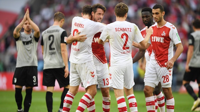 Der 1. FC Köln feiert einen Heimsieg gegen den FC Augsburg.