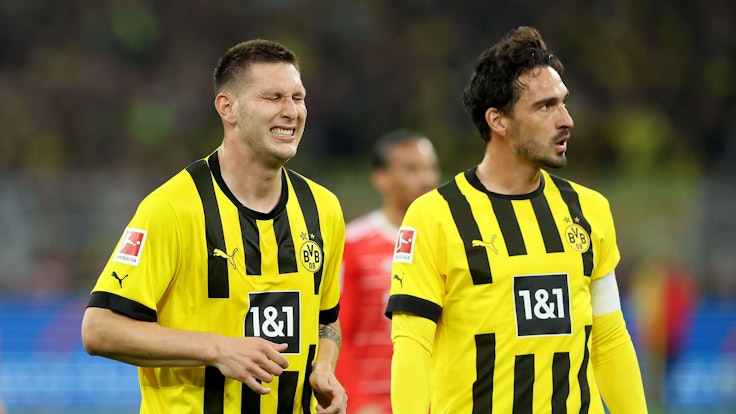 Niklas Süle und Mats Hummels im Trikot von Borussia Dortmund.