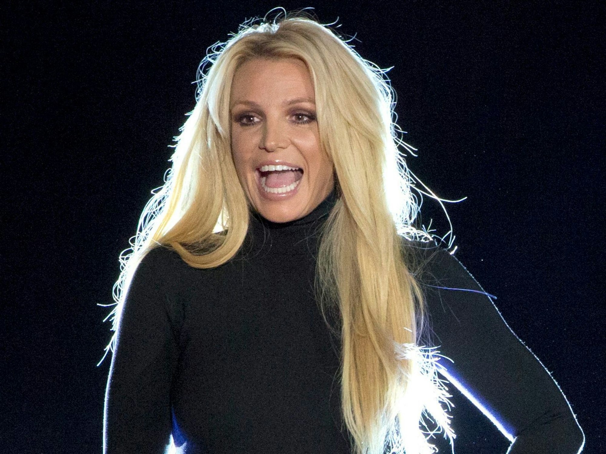 Britney Spears, Sängerin aus der USA, steht auf der Bühne.