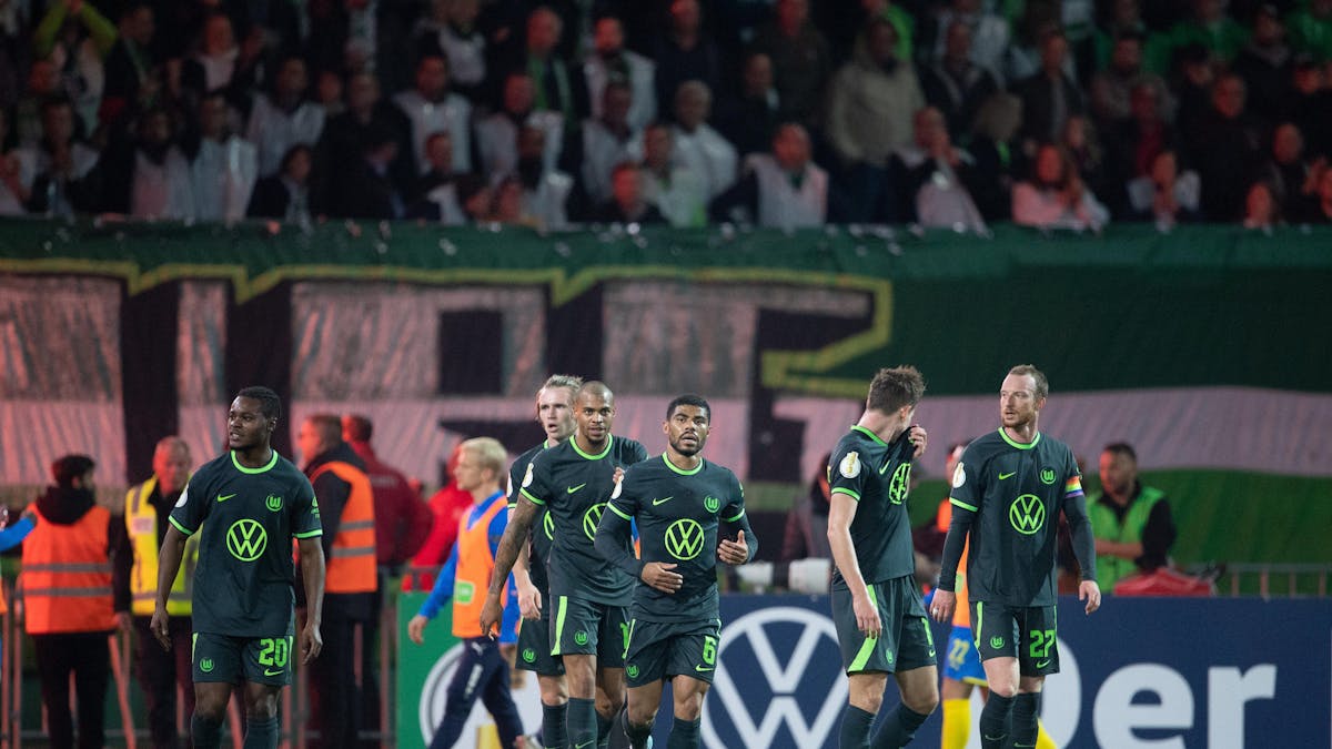 &nbsp;Wolfsburgs Spieler jubeln nach einem Tor.