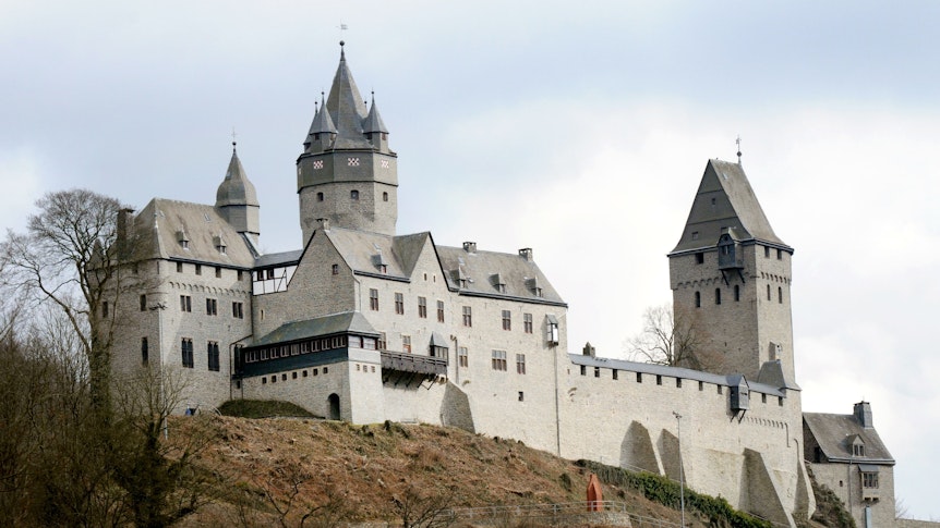 Zu den schönsten Burgen Deutschlands zählt die Burg Altena.