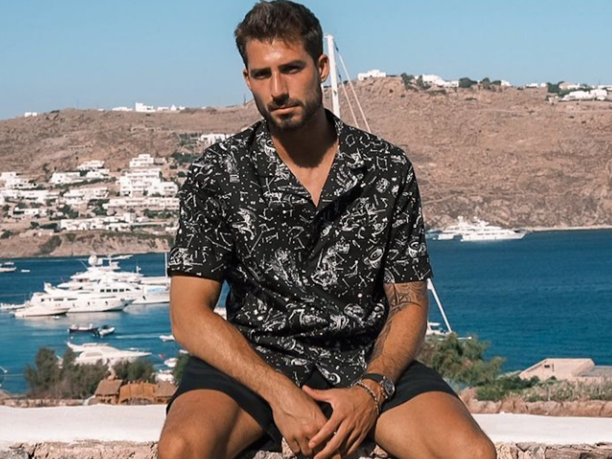 Kevin Trapp posiert im Sommer-Look auf Griechenland