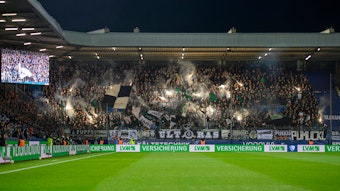 Trotz großem Fan-Support: Borussia Mönchengladbach hat am Dienstag (8. November 2022) beim VfL Bochum 1:2 verloren.